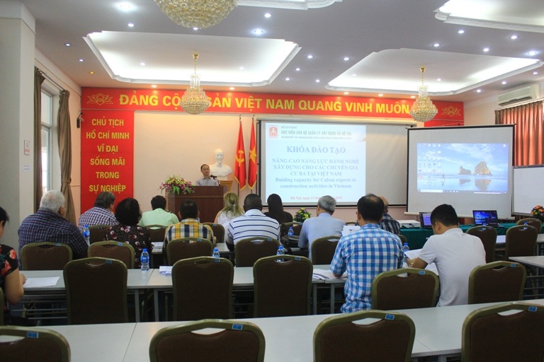 AMC khai giảng khóa đào tạo, bồi dưỡng nâng cao năng lực hành nghề hoạt động xây dựng cho cán bộ Cộng hòa Cu Ba